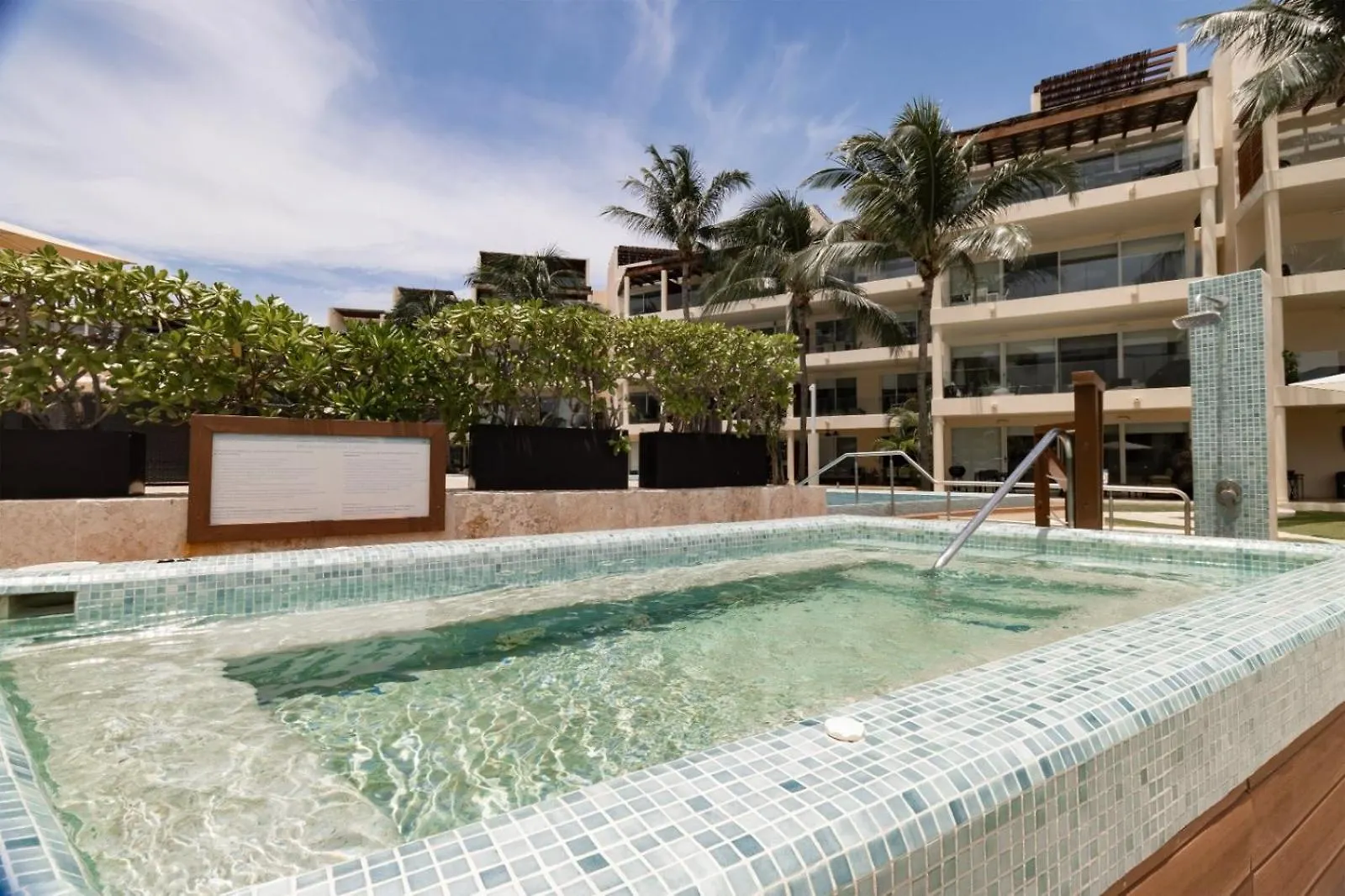 Elements Garden House 11 Condo Πλάγια Ντελ Κάρμεν 0*,